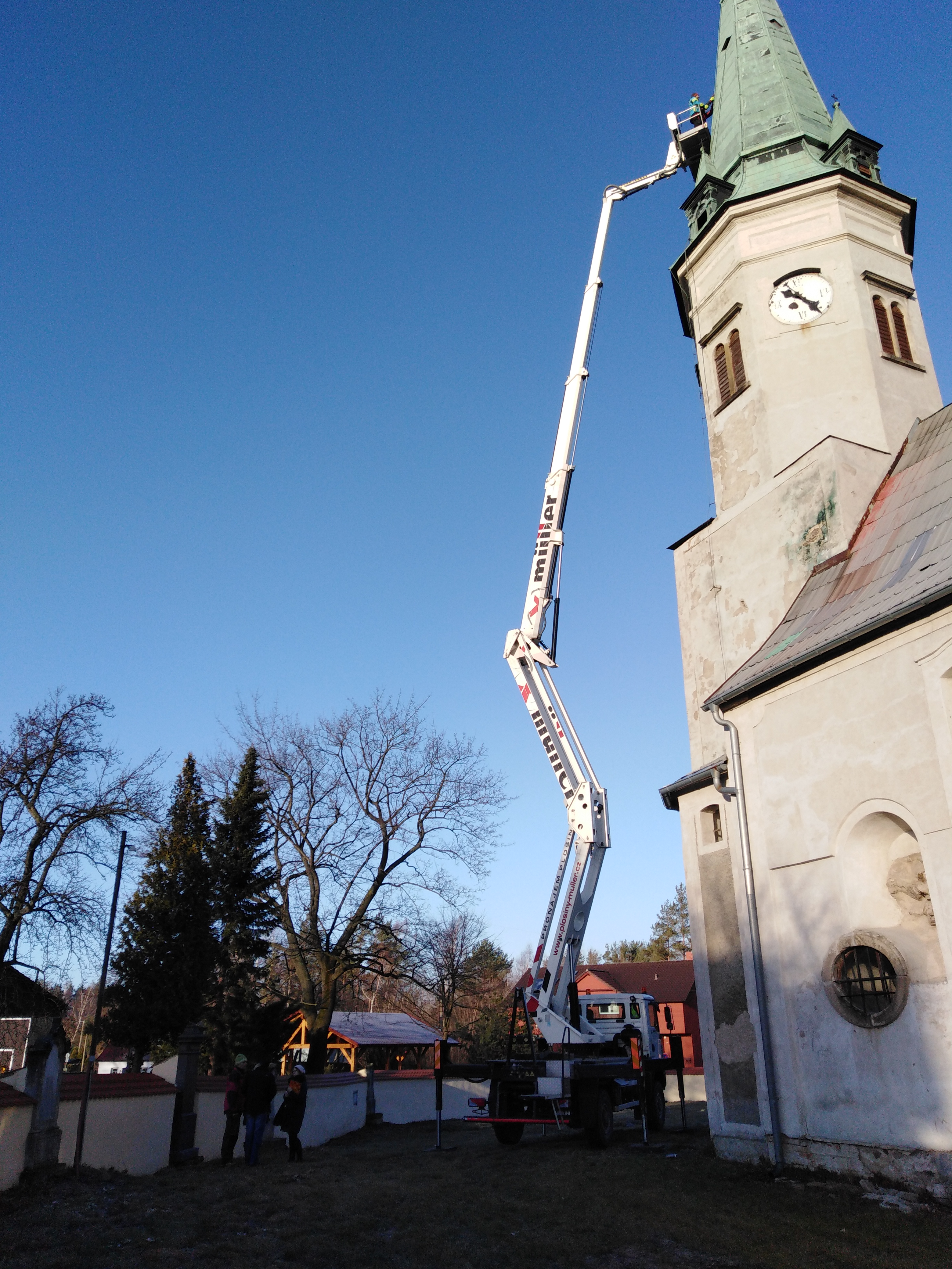 Zavítal pan farář i paní z památkové péče